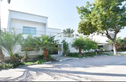 Villa - 5 Bedrooms - 4 Bathrooms for rent in Saar - Northern Governorate