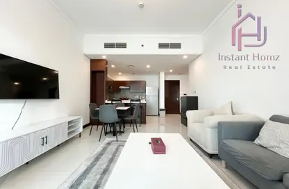 Apartment - 1 Bedroom - 2 Bathrooms for sale in Al Juffair - Capital Governorate