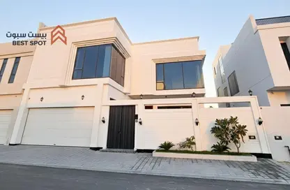 Villa - 4 Bedrooms - 5 Bathrooms for sale in Saar - Northern Governorate