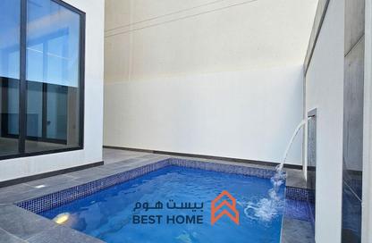 Villa - 4 Bedrooms - 5 Bathrooms for sale in Saar - Northern Governorate