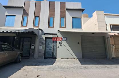 Villa - 3 - 4 for sale in Shakhura - Northern Governorate