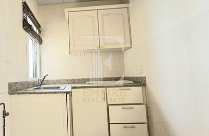 Apartment - Studio - 1 for rent in Seef - Capital Governorate
