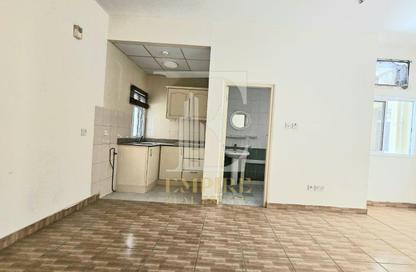 Apartment - Studio - 1 for rent in Seef - Capital Governorate