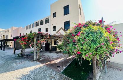 Villa - 4 Bedrooms - 5 Bathrooms for rent in Al Marsa Floating City - Amwaj Islands - Muharraq Governorate