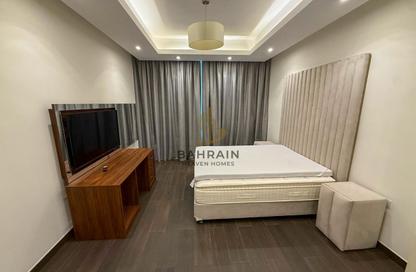 Apartment - 2 Bedrooms - 2 Bathrooms for rent in Al Juffair - Capital Governorate