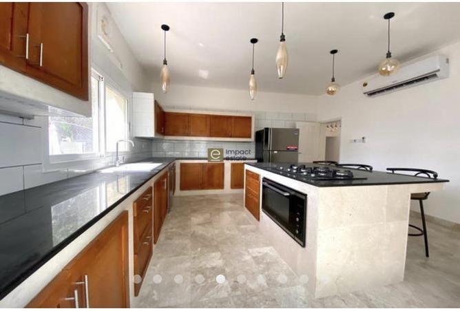 53682525 - Property Image 2