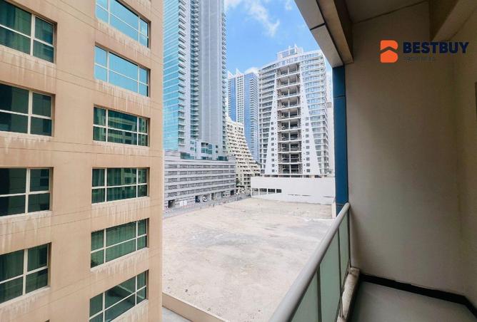 52382115 - Property Image 2