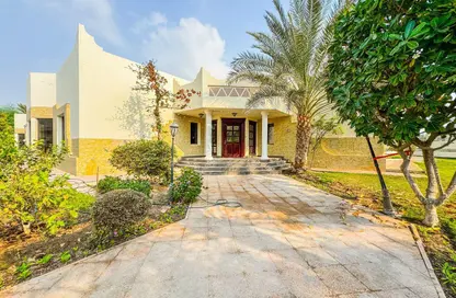 Villa - 4 Bedrooms - 4 Bathrooms for rent in Saar - Northern Governorate