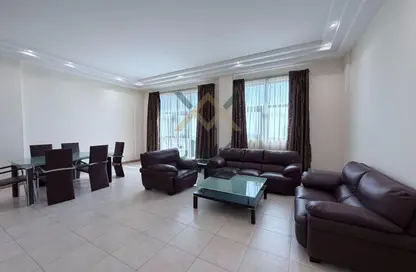 Apartment - 3 Bedrooms - 3 Bathrooms for rent in Mahooz - Manama - Capital Governorate Apartment - 3 Bedrooms - 3 Bathrooms for rent in Mahooz - Manama - Capital Governorate