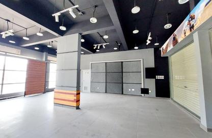 Shop - Studio - 1 Bathroom for rent in Alhajiyat - Riffa - Southern Governorate