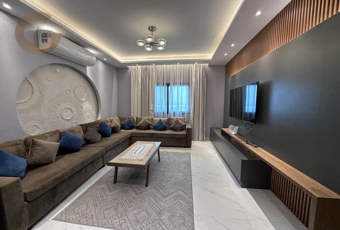 981289 - Property Image 3