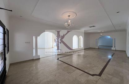 Compound - 4 Bedrooms - 4 Bathrooms for rent in Saar - Northern Governorate