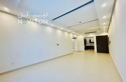 Apartment - 2 - 2 for rent in Sanabis - Manama - Capital Governorate