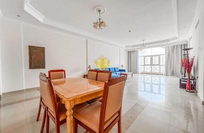 Apartment - 3 Bedrooms - 3 Bathrooms for rent in Al Juffair - Capital Governorate