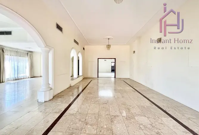 58382601 - Property Image 2