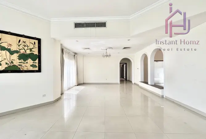 58382601 - Property Image 3