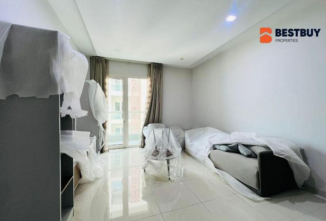 1002454 - Property Image 3