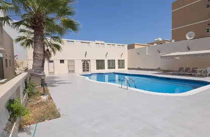 Villa - 4 Bedrooms - 5 Bathrooms for rent in Janabiya - Northern Governorate