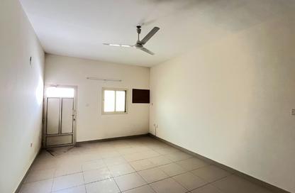 Apartment - 2 Bedrooms - 2 Bathrooms for rent in Sehla - Northern Governorate
