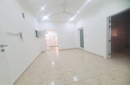 Apartment - 2 Bedrooms - 1 Bathroom for rent in Tubli - Central Governorate