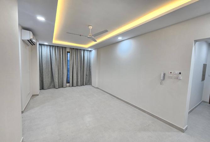 56453812 - Property Image 2