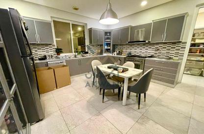 Villa - 6 Bedrooms - 6 Bathrooms for sale in Janabiya - Northern Governorate