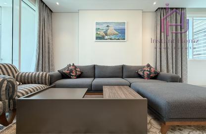 Apartment - 3 Bedrooms - 3 Bathrooms for rent in Al Juffair - Capital Governorate