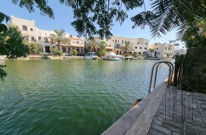 Villa - 3 - 4 for sale in Al Marsa Floating City - Amwaj Islands - Muharraq Governorate