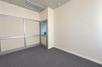 Office Space - Studio for rent in Manama Downtown - Manama - Capital Governorate