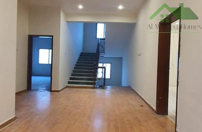 Whole Building - 7+ Bedrooms - 6 Bathrooms for rent in Zinj - Manama - Capital Governorate