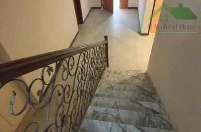 Whole Building - 7+ Bedrooms - 6 Bathrooms for rent in Zinj - Manama - Capital Governorate