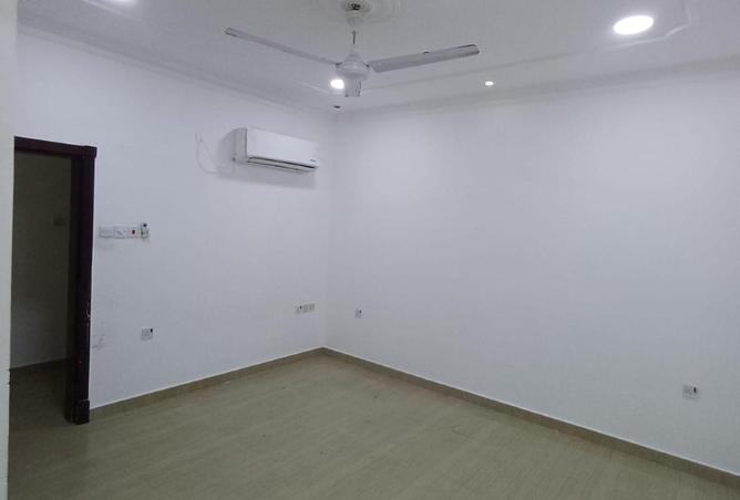 53242700 - Property Image 3