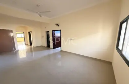 Apartment - 2 Bedrooms - 2 Bathrooms for rent in Tubli - Central Governorate