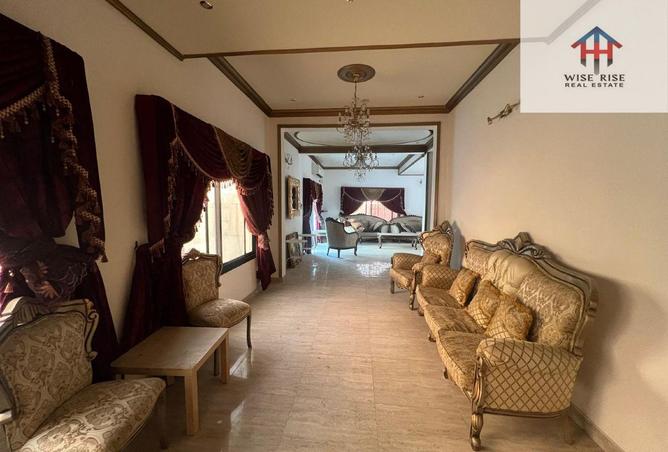 1002759 - Property Image 2