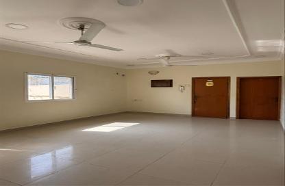 Apartment - 3 Bedrooms - 2 Bathrooms for rent in Sehla - Northern Governorate