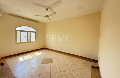 Apartment - 3 - 2 for rent in Segaya - Manama - Capital Governorate