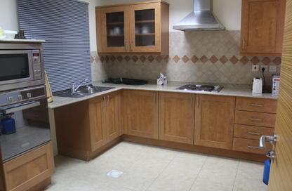 Apartment - 2 - 2 for rent in Sanabis - Manama - Capital Governorate