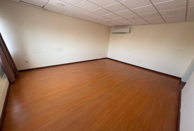 1002372 - Property Image 2