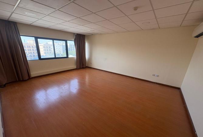 1002372 - Property Main Image