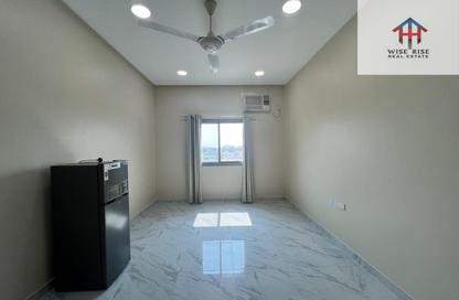 Apartment - 3 - 2 for rent in Salmaniya - Manama - Capital Governorate
