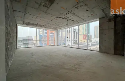 Retail - Studio - 2 Bathrooms for rent in Seef - Capital Governorate