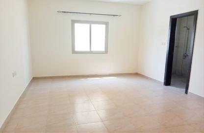 Apartment - 3 Bedrooms - 2 Bathrooms for rent in Tubli - Central Governorate