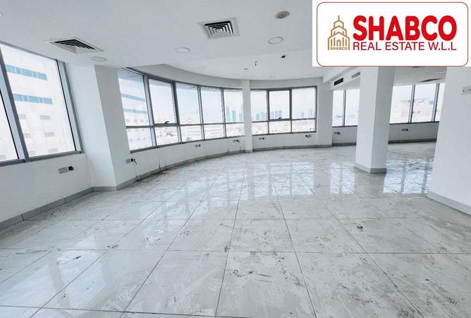 53111490 - Property Image 2