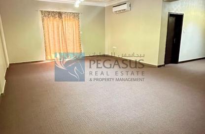 Apartment - 2 Bedrooms - 2 Bathrooms for sale in Mahooz - Manama - Capital Governorate Apartment - 2 Bedrooms - 2 Bathrooms for sale in Mahooz - Manama - Capital Governorate