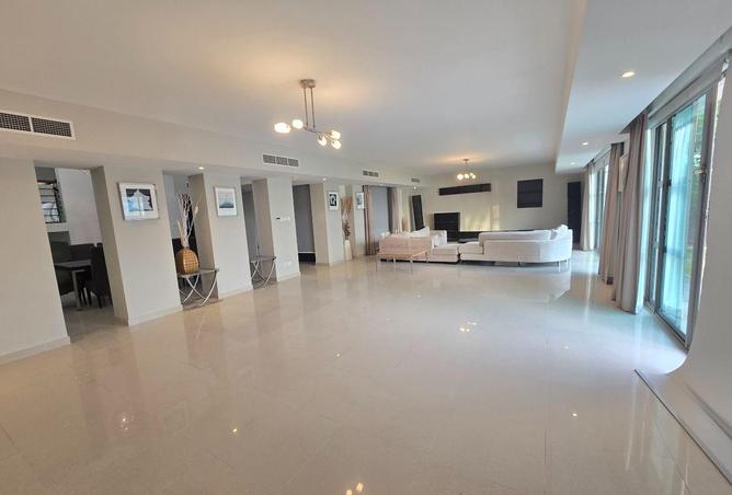 2PKrzIVaMoy - Property Image 3