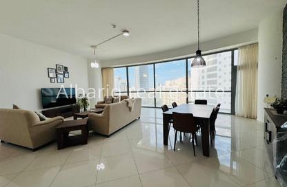 Apartment - 2 Bedrooms - 3 Bathrooms for rent in Sanabis - Manama - Capital Governorate