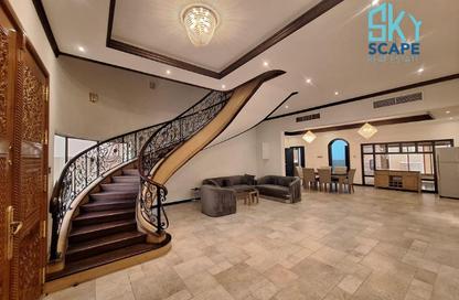 Villa - 4 - 5 for rent in Al Juffair - Capital Governorate