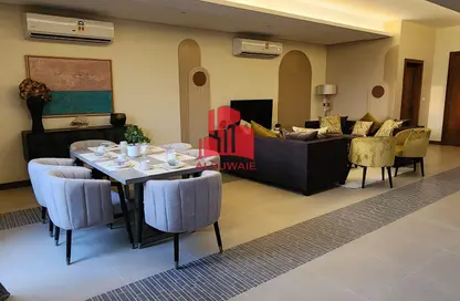 فيلا - 5 غرف نوم - 5 حمامات للبيع في السدرة - ديار المحرق - المحرق