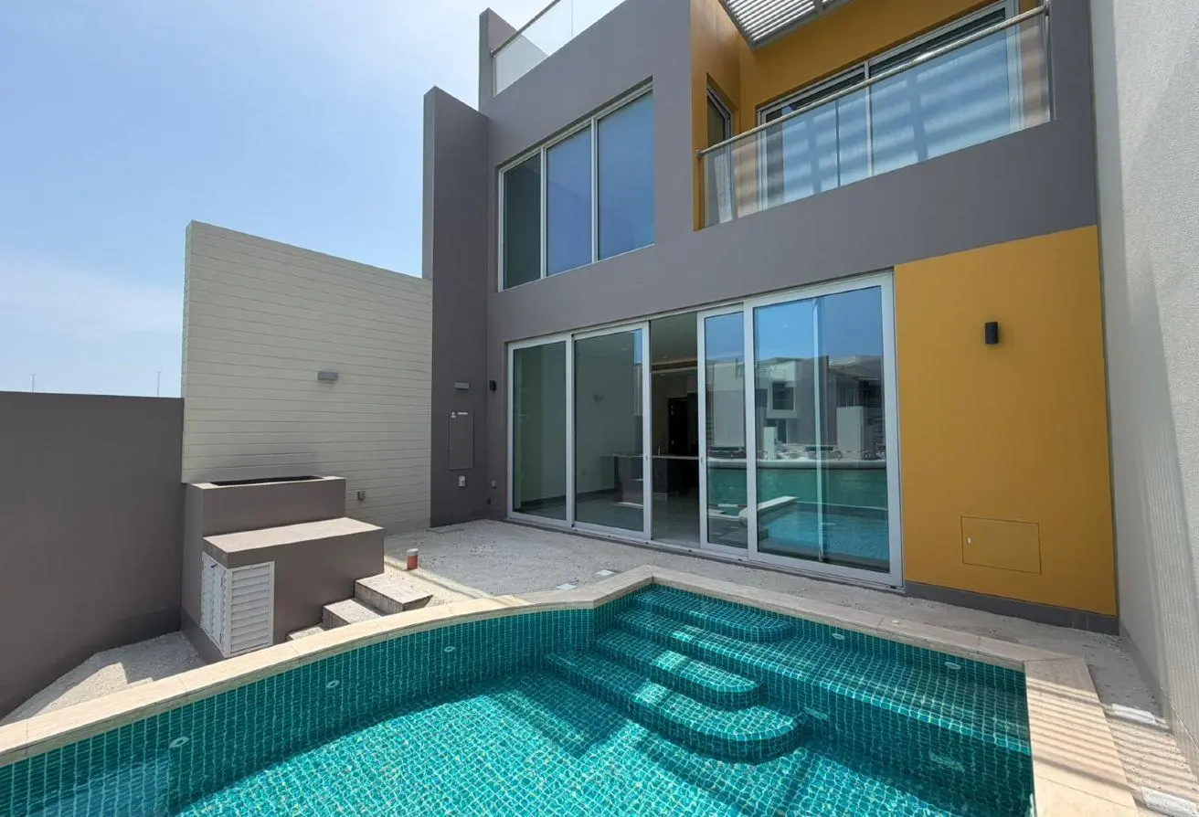 53215500 - Property Main Image