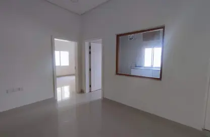 Apartment - 3 Bedrooms - 2 Bathrooms for rent in Jid Ali - Central Governorate